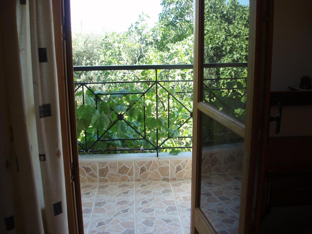 Skiathos Studios Hl Bagian luar foto