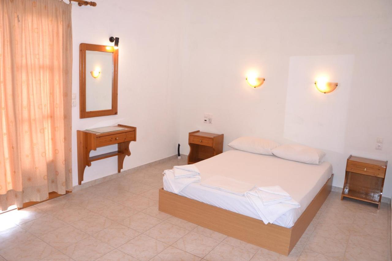 Skiathos Studios Hl Bagian luar foto