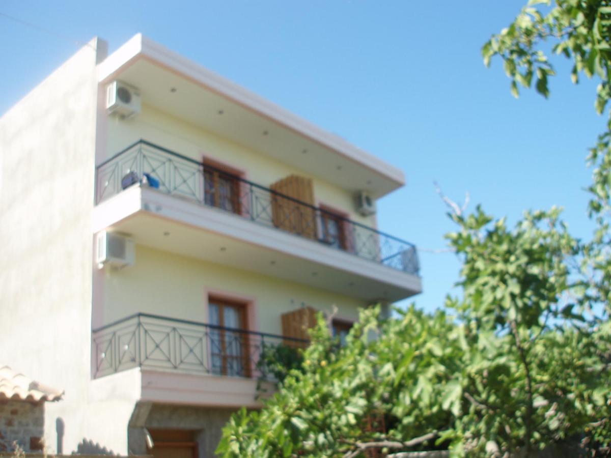 Skiathos Studios Hl Bagian luar foto