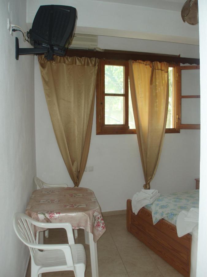 Skiathos Studios Hl Bagian luar foto