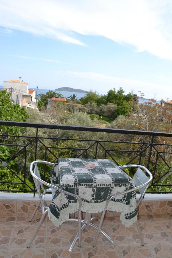 Skiathos Studios Hl Bagian luar foto
