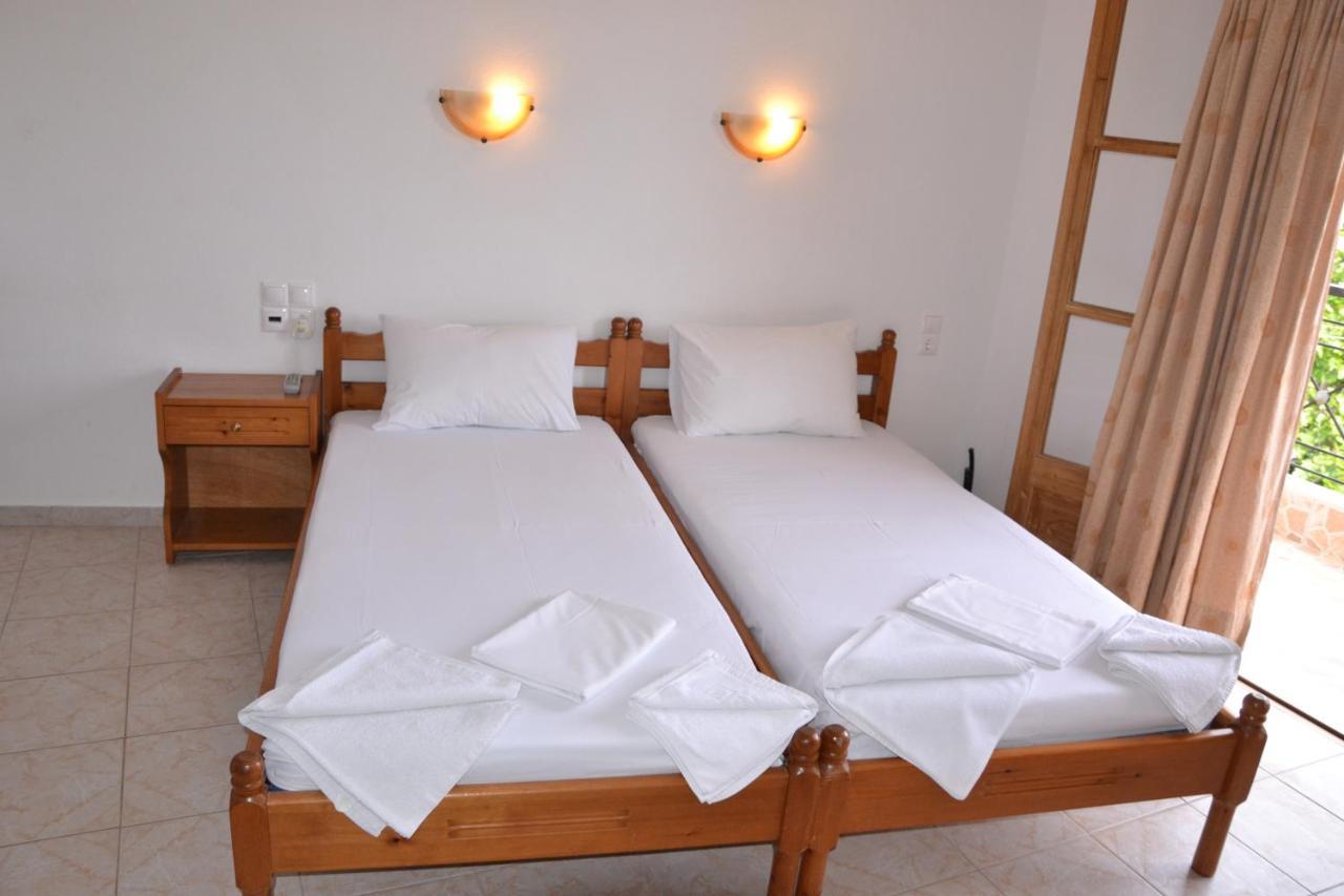 Skiathos Studios Hl Bagian luar foto